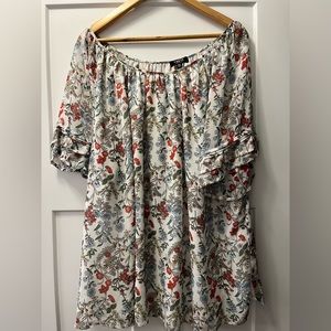 Flowy floral tunic